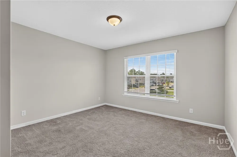 572 Brightleaf Circle Hinesville, GA 31313