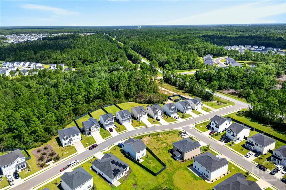 572 Brightleaf Circle Hinesville, GA 31313