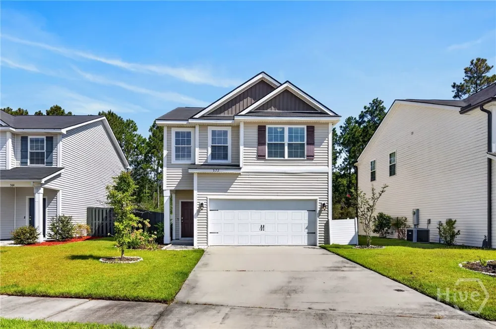 572 Brightleaf Circle Hinesville, GA 31313