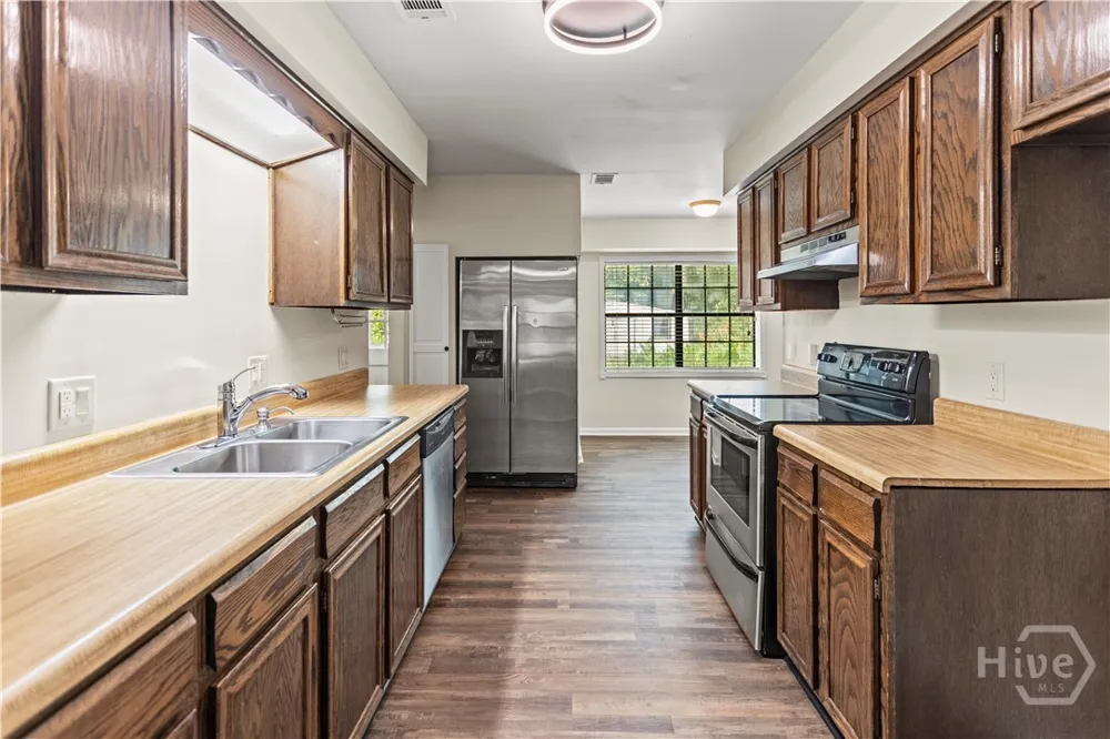 430 Martin Road Hinesville, GA 31313
