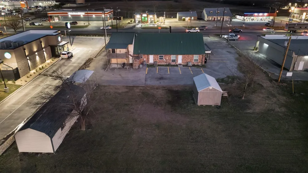 8866 State Highway 34 S Quinlan, TX 75474