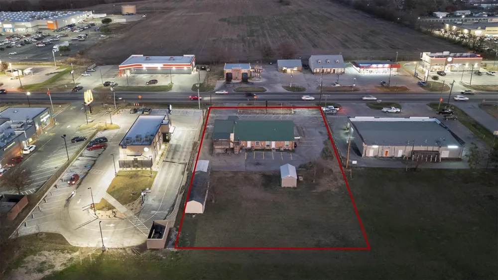 8866 State Highway 34 S Quinlan, TX 75474