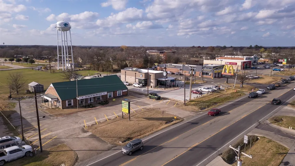 8866 State Highway 34 S Quinlan, TX 75474