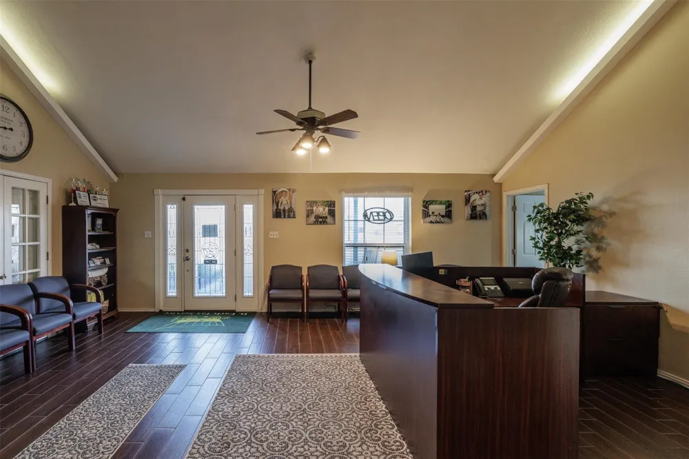8866 State Highway 34 S Quinlan, TX 75474