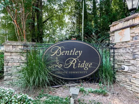 1634 Roanoke Place SE #7