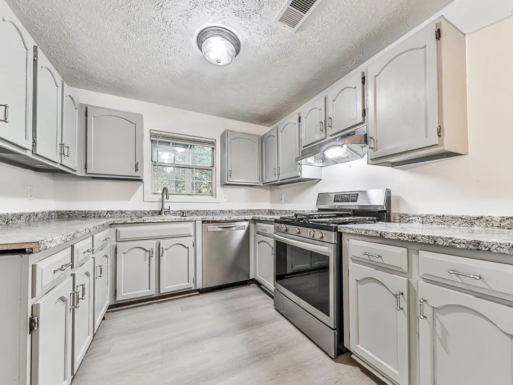 1634 Roanoke Place SE #7 Marietta, GA 30067