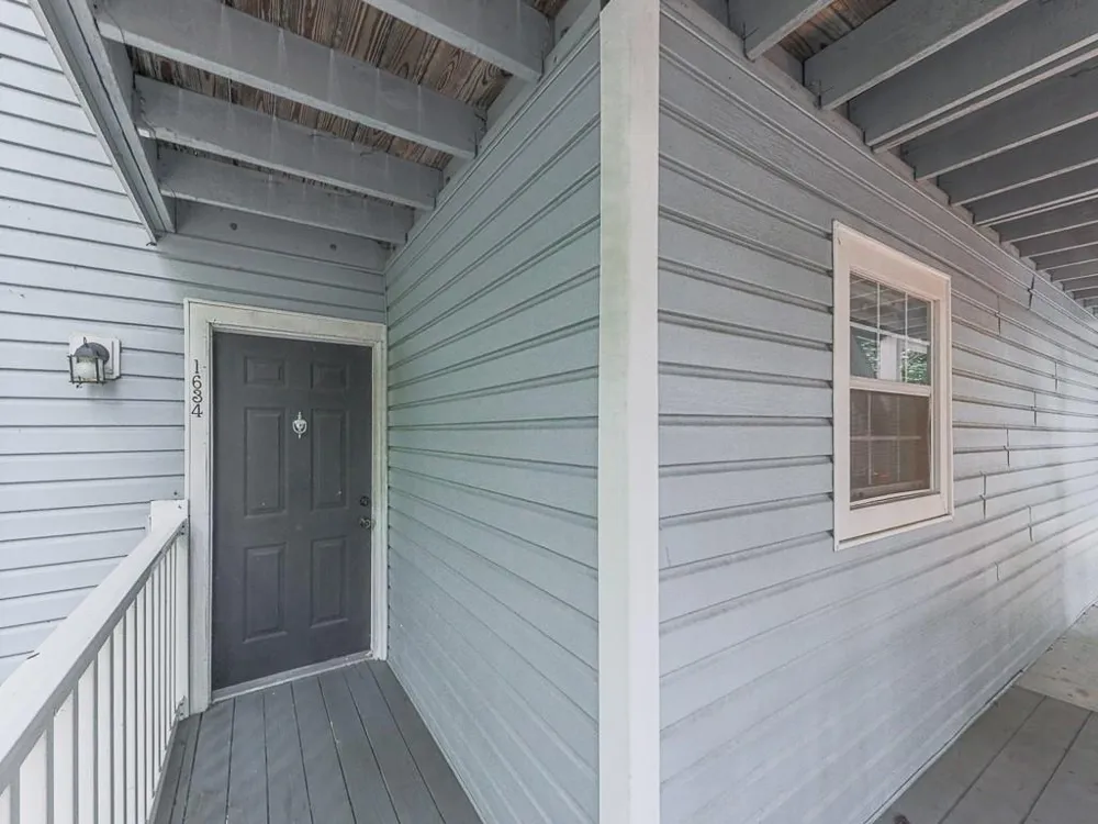1634 Roanoke Place SE #7 Marietta, GA 30067