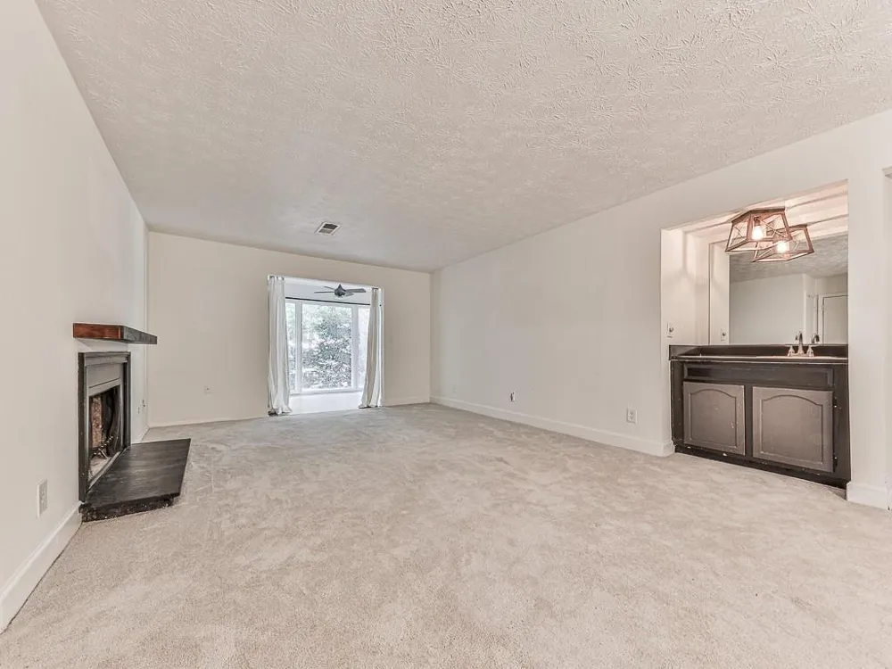 1634 Roanoke Place SE #7 Marietta, GA 30067