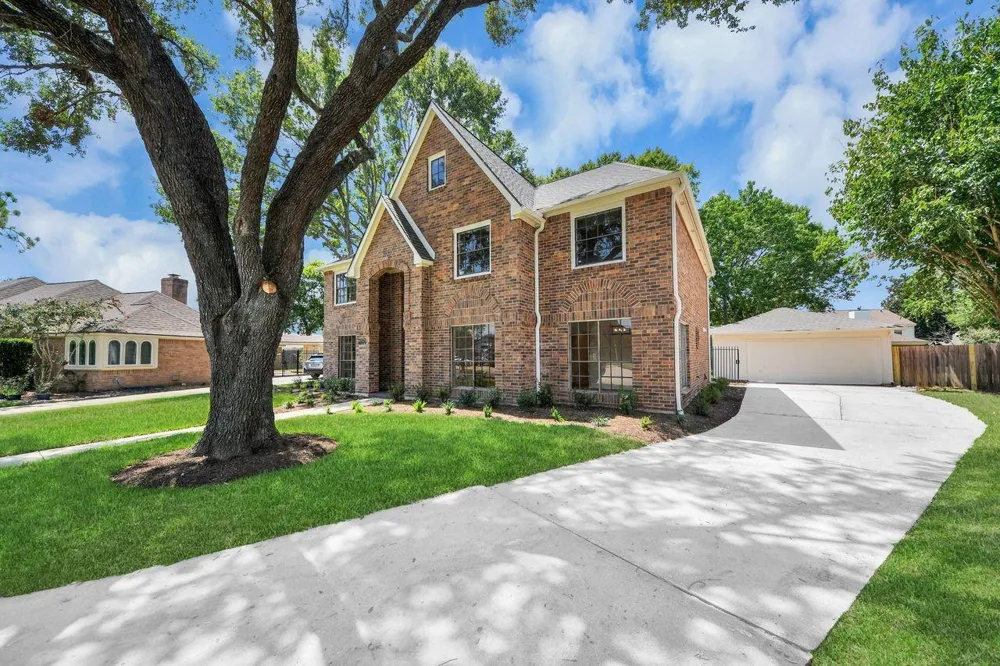 15047 Tramore Drive Houston, TX 77083