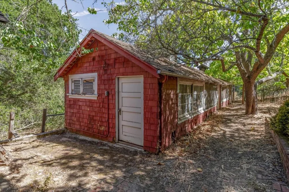 15895 Ravine Road Los Gatos, CA 95030