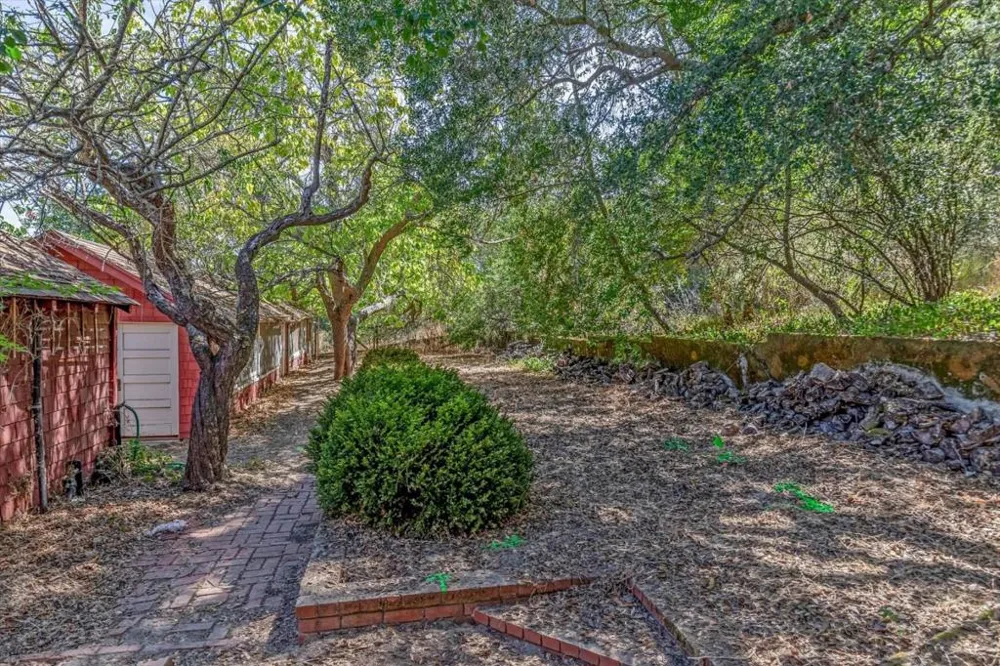 15895 Ravine Road Los Gatos, CA 95030