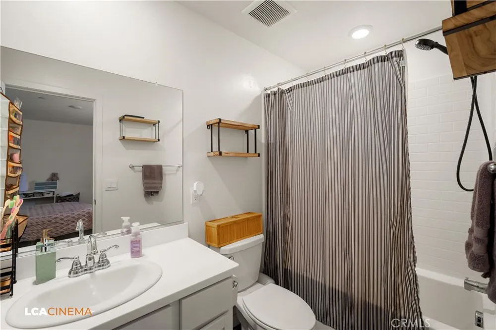 1807 Keepsake Court Bakersfield, CA 93307