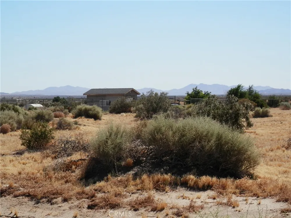 Ave. N Palmdale, CA 93591