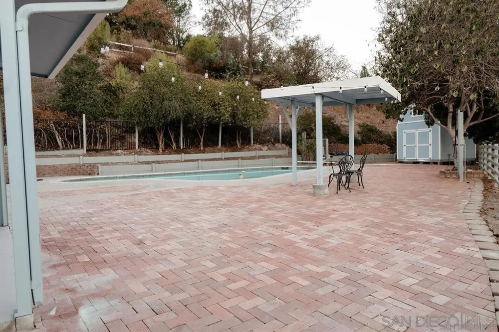 11774 Rocoso Rd Lakeside, CA 92040