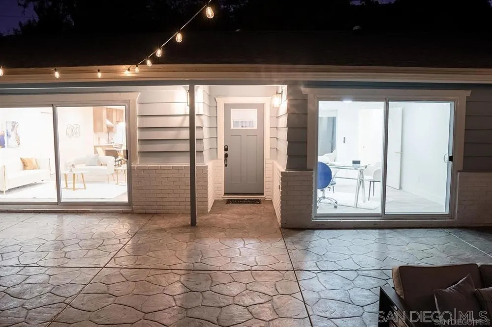 11774 Rocoso Rd Lakeside, CA 92040