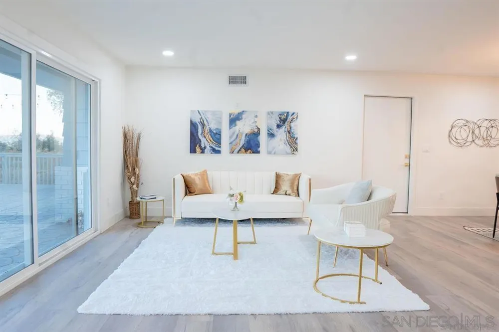 11774 Rocoso Rd Lakeside, CA 92040