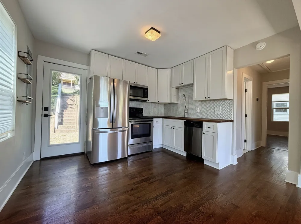 912 S 14th St Nashville, TN 37206