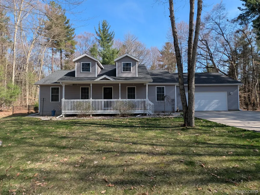 9642 Hummingbird Court Reynolds Township, MI 49329
