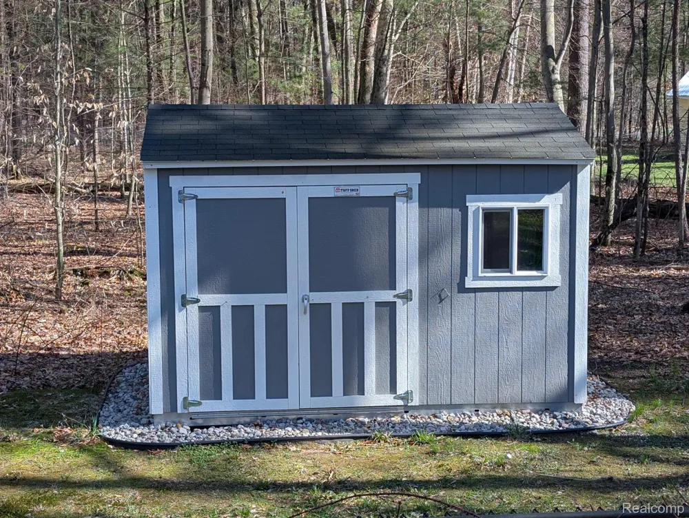 9642 Hummingbird Court Reynolds Township, MI 49329