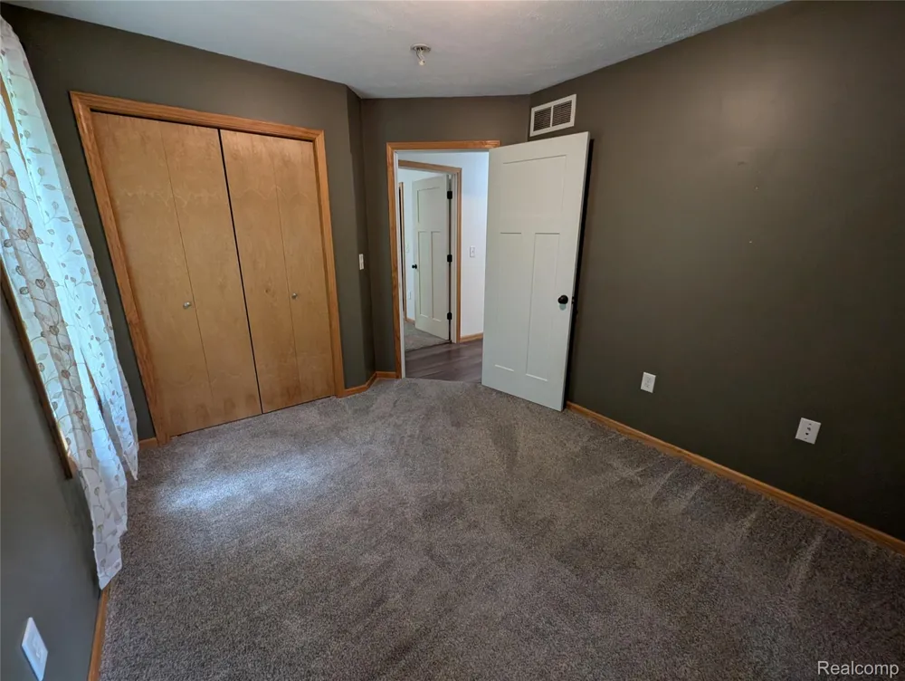 9642 Hummingbird Court Reynolds Township, MI 49329