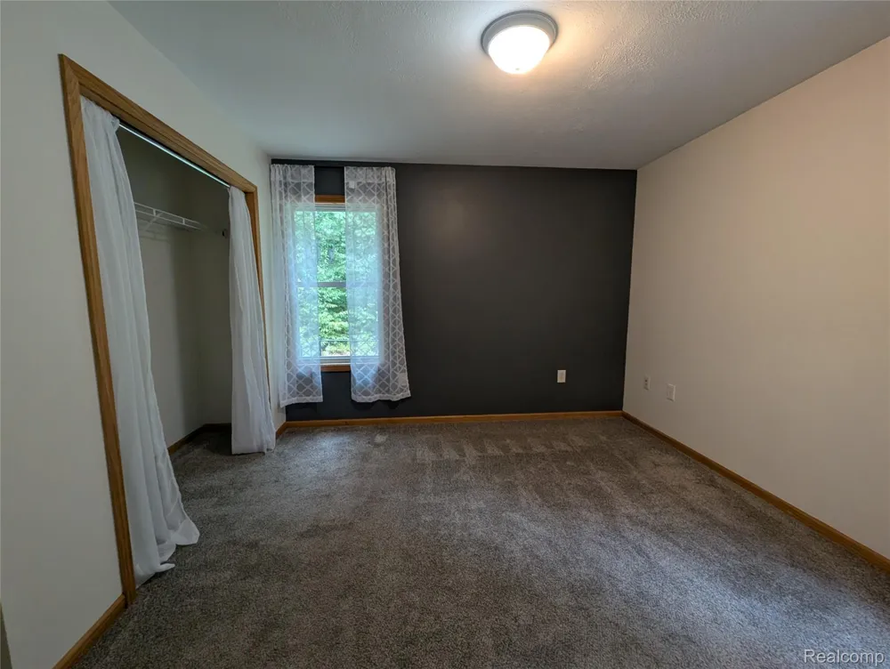 9642 Hummingbird Court Reynolds Township, MI 49329