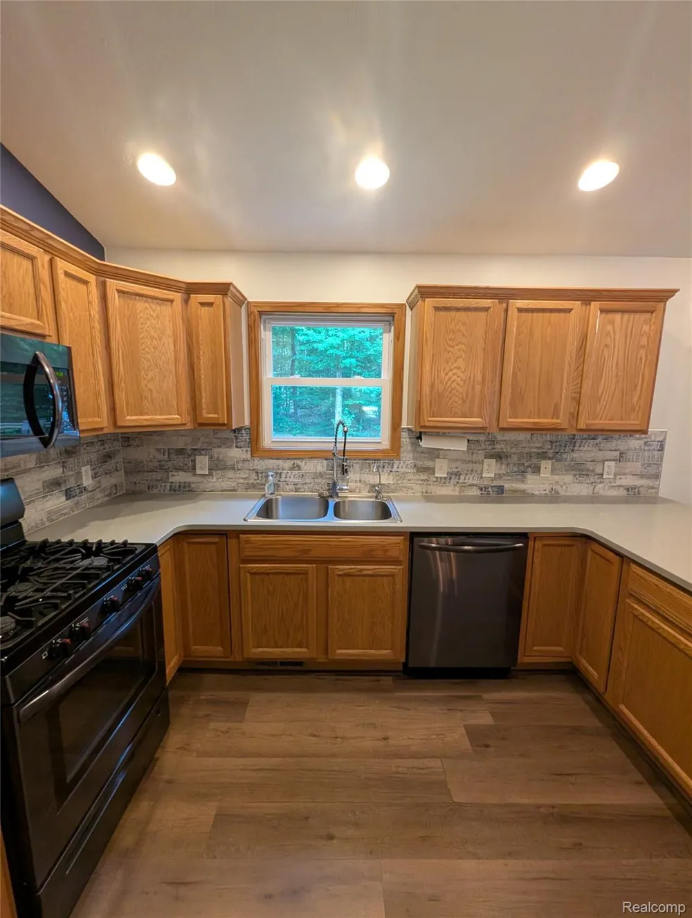 9642 Hummingbird Court Reynolds Township, MI 49329