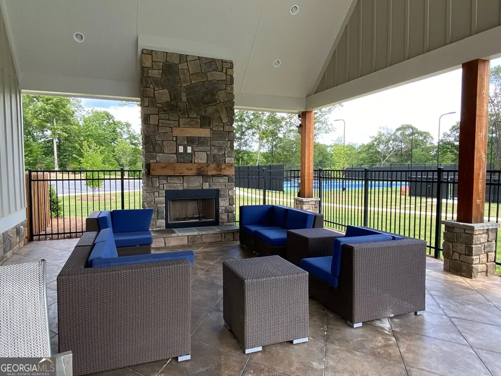 223 NORTH COVE DR Newnan, GA 30263