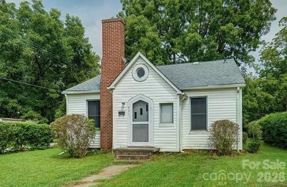 431 W Statesville Avenue Mooresville, NC 28115