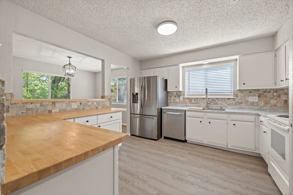 12233 Forsythe Drive Austin, TX 78759