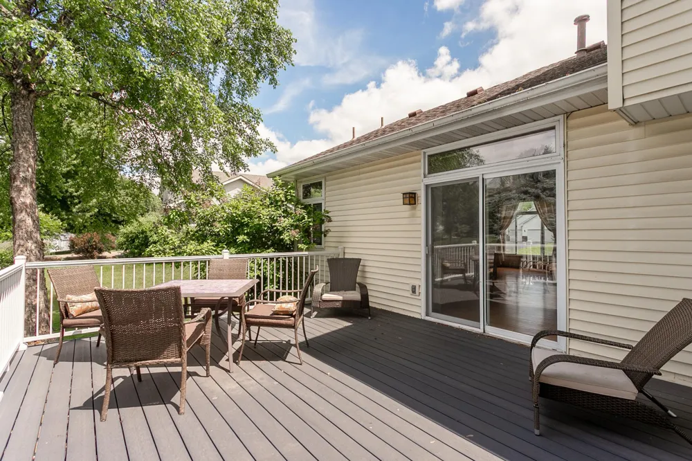 8284 Ashford Road Woodbury, MN 55125