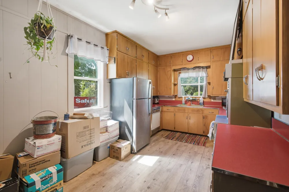 204 E 12th Street Blue Earth, MN 56013