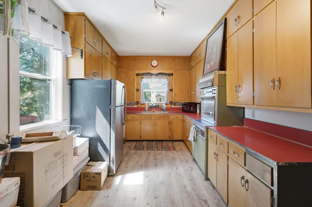 204 E 12th Street Blue Earth, MN 56013