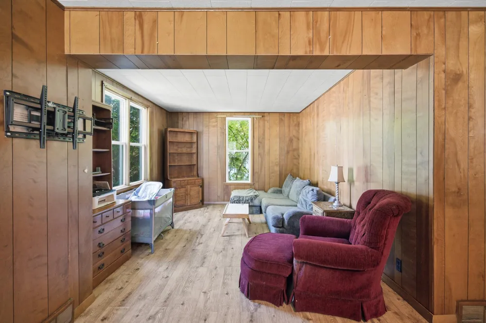 204 E 12th Street Blue Earth, MN 56013