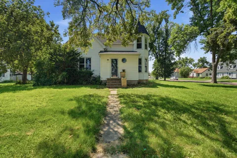 204 E 12th Street