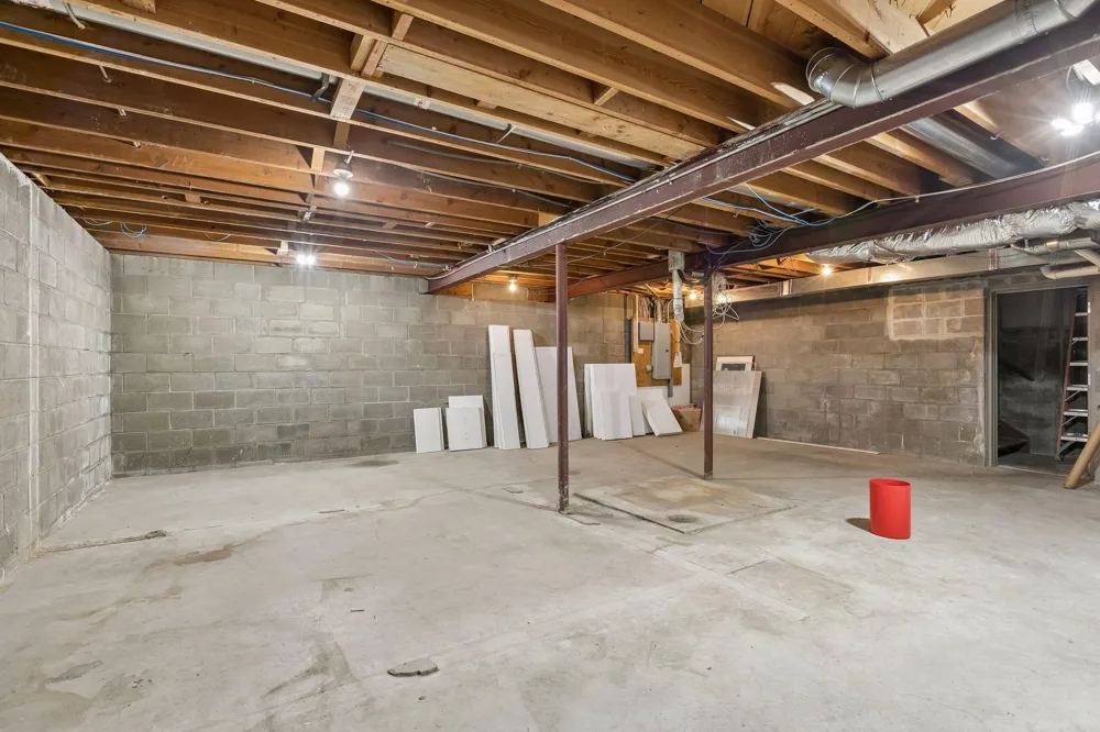 901 23rd Avenue NE Minneapolis, MN 55418