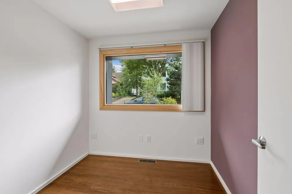 901 23rd Avenue NE Minneapolis, MN 55418