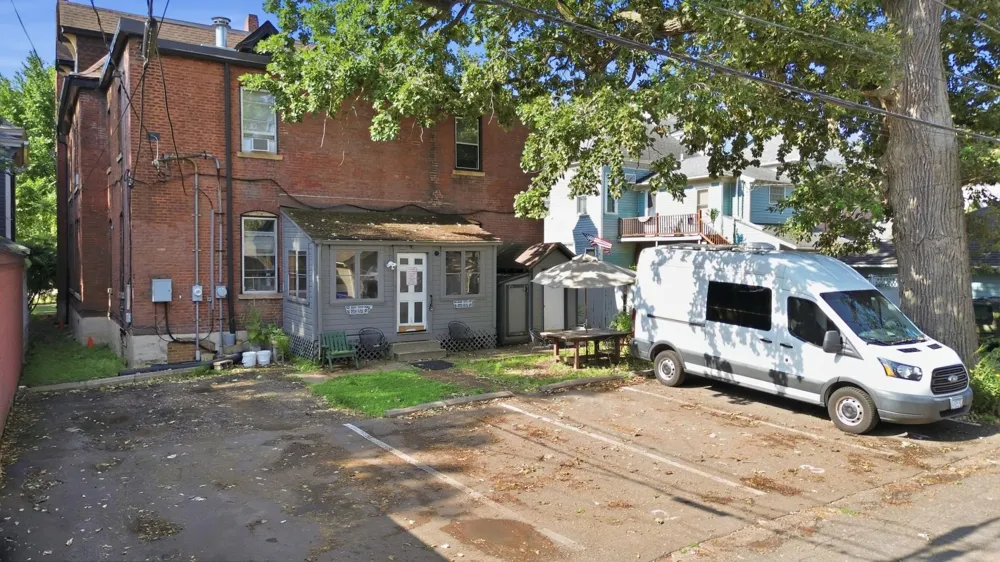 399 Ashland Avenue Saint Paul, MN 55102