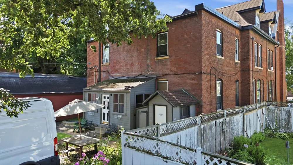 399 Ashland Avenue Saint Paul, MN 55102