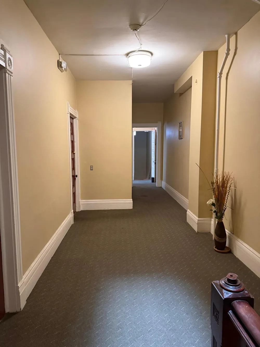 399 Ashland Avenue Saint Paul, MN 55102