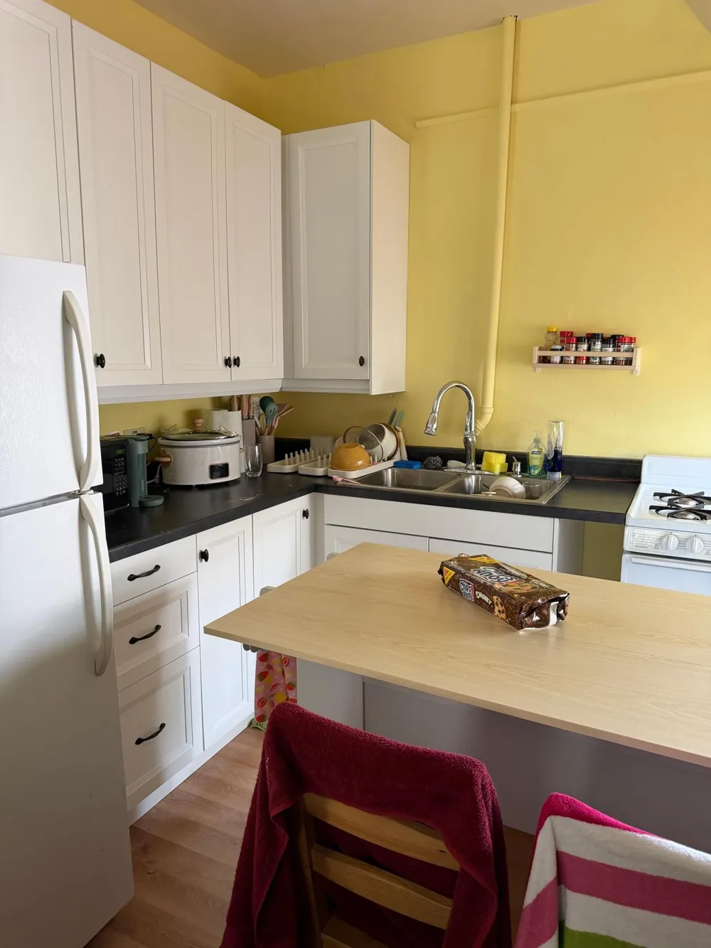399 Ashland Avenue Saint Paul, MN 55102