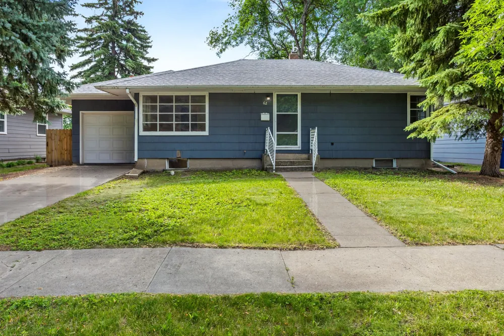 62 18TH AVENUE Fargo, ND 58102