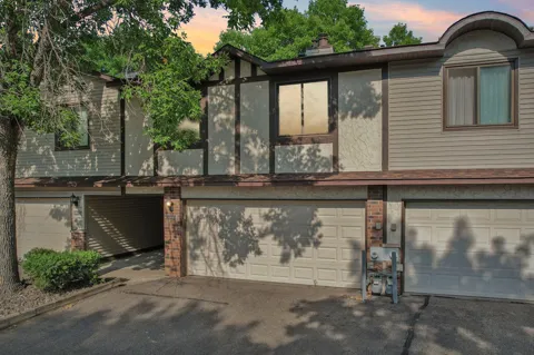 8840 Maplebrook Court