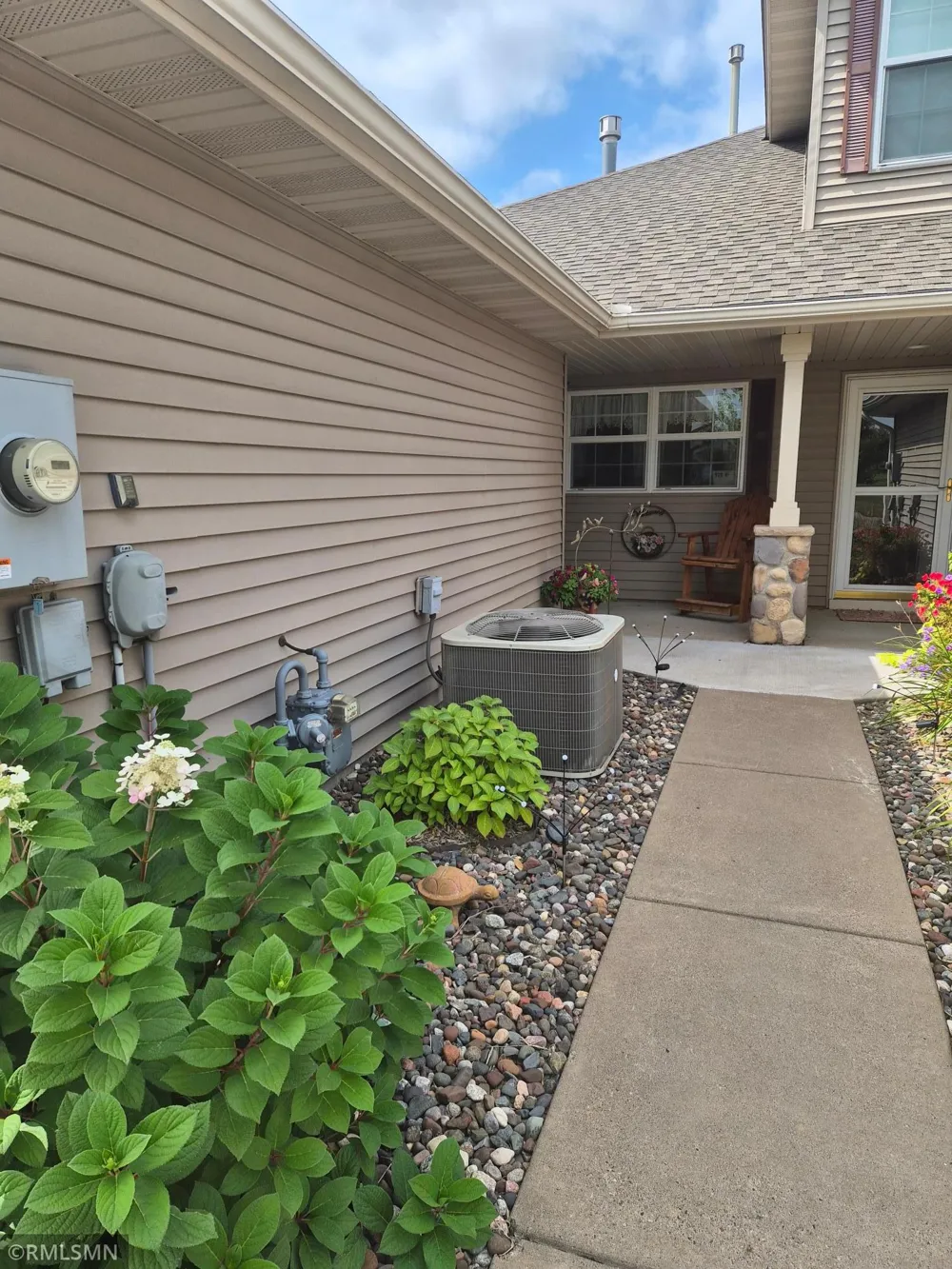 920 Fairfield Place NW Isanti, MN 55040