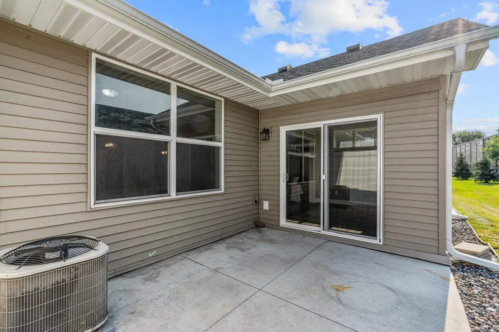 620 Liberty Way Vadnais Heights, MN 55127
