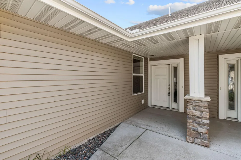 620 Liberty Way Vadnais Heights, MN 55127