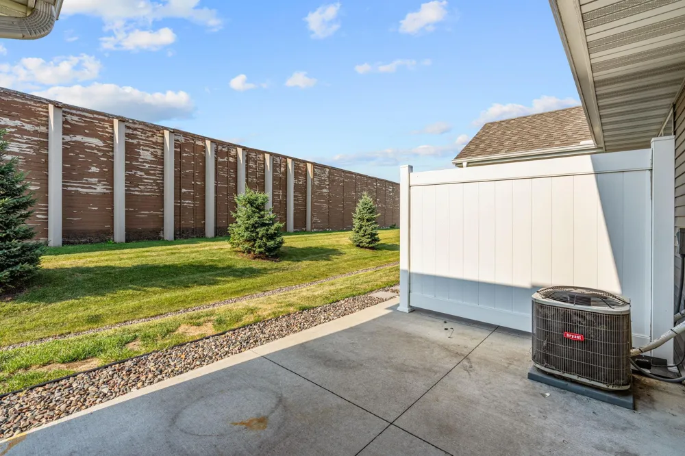 620 Liberty Way Vadnais Heights, MN 55127
