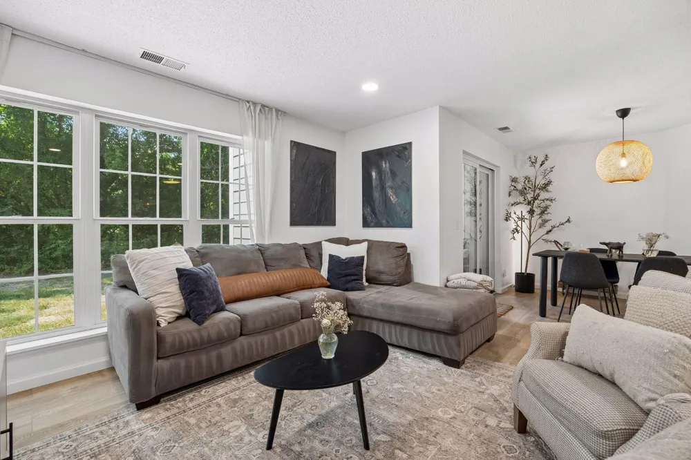 6040 Chasewood Parkway #2 Minnetonka, MN 55343