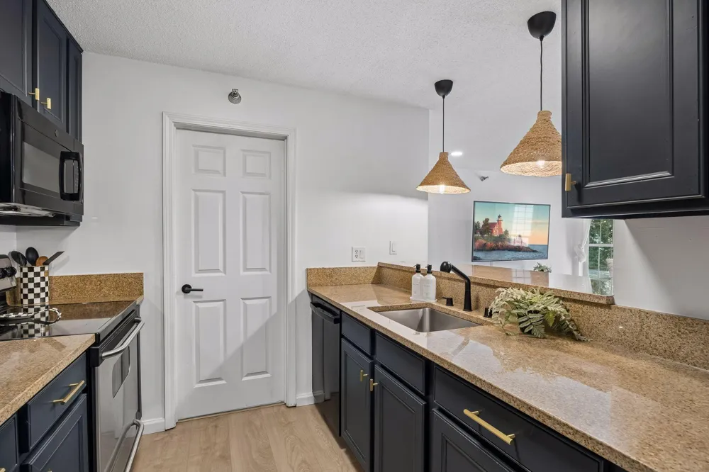 6040 Chasewood Parkway #2 Minnetonka, MN 55343