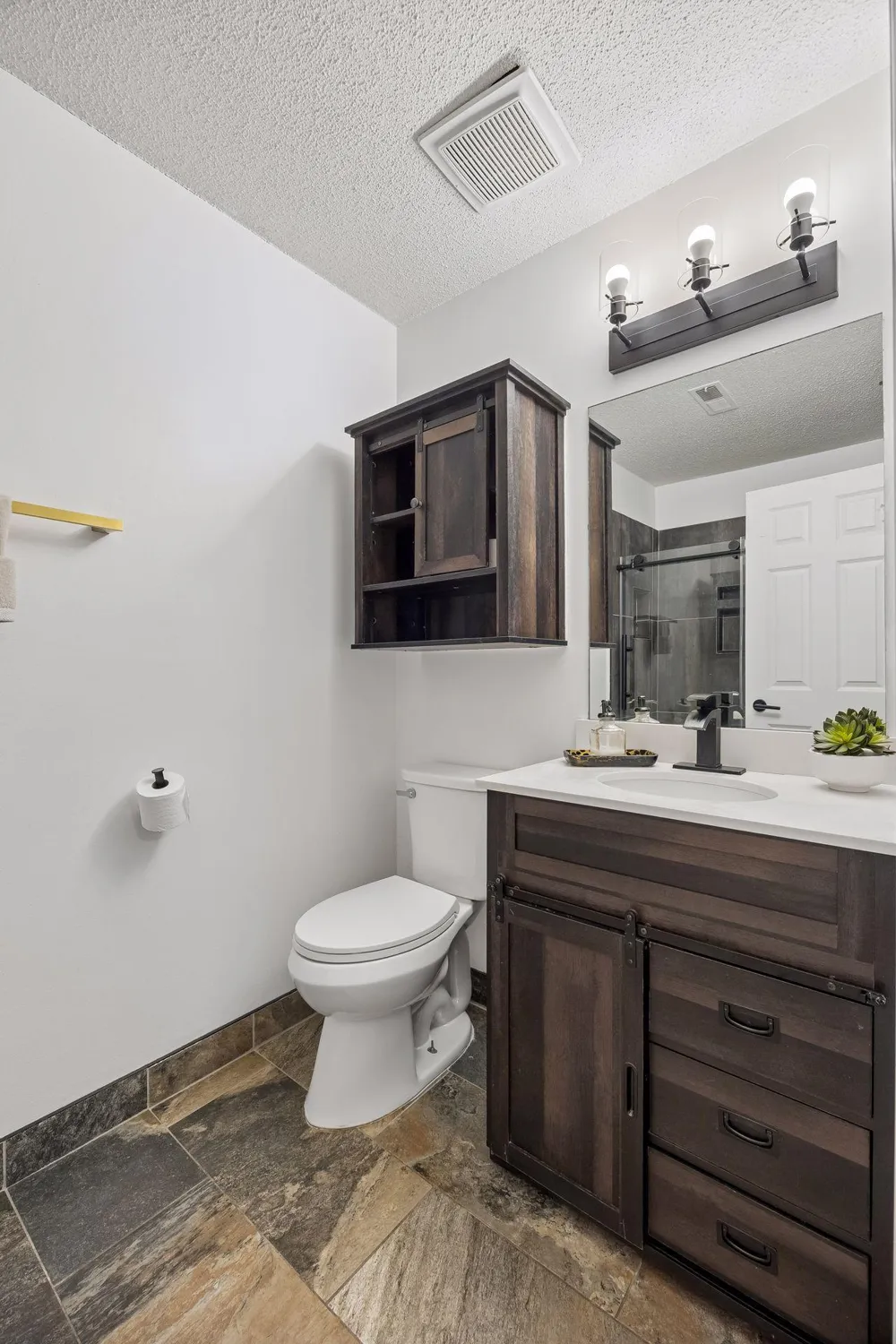 6040 Chasewood Parkway #2 Minnetonka, MN 55343
