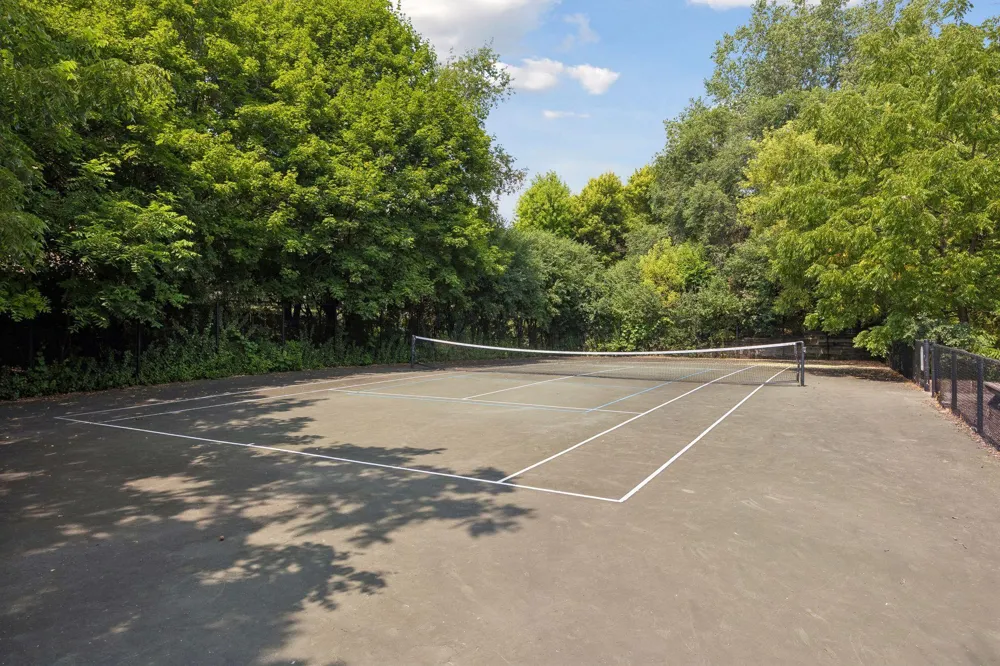 6040 Chasewood Parkway #2 Minnetonka, MN 55343